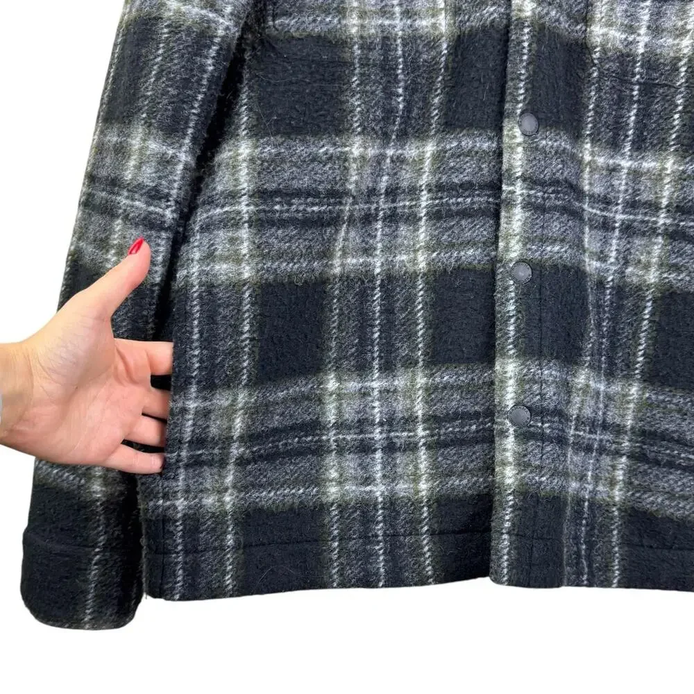 Banana Republic Wool Black Plaid Hooded Shirt Sweater Button Up Jacket Pockets